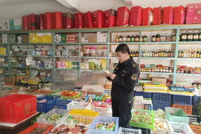 隴西縣宏偉鄉市場監管所開展“五一”節前專項檢查，筑牢食品藥品與消毒器械安全防線